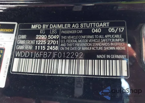 2018 Mercedes-Benz E 400 z USA, uszkodzony, nr VIN WDD1J6FB7JF012292